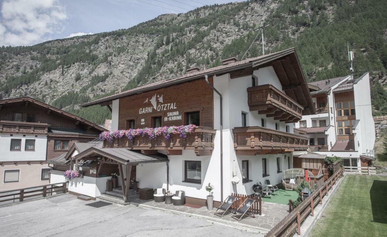 Garni Oetztal Rooms & Aparts سولدن المظهر الخارجي الصورة
